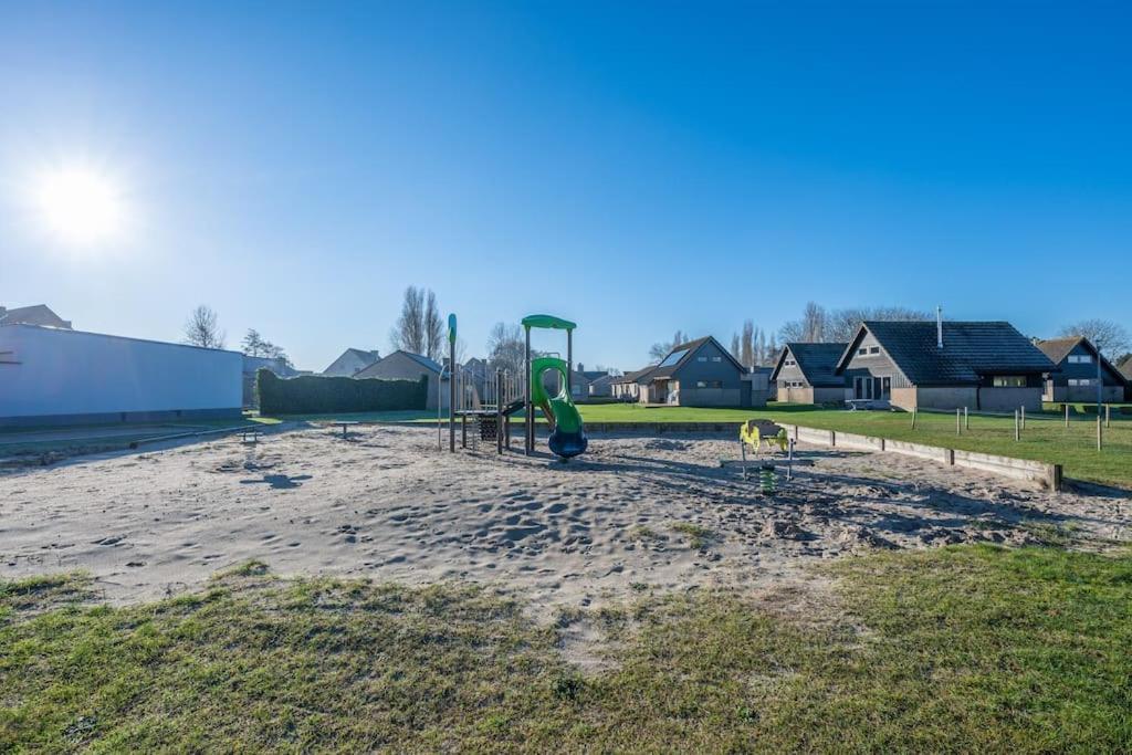 Bungalow De Strandjutter 8 Persons ミデルケルケ エクステリア 写真